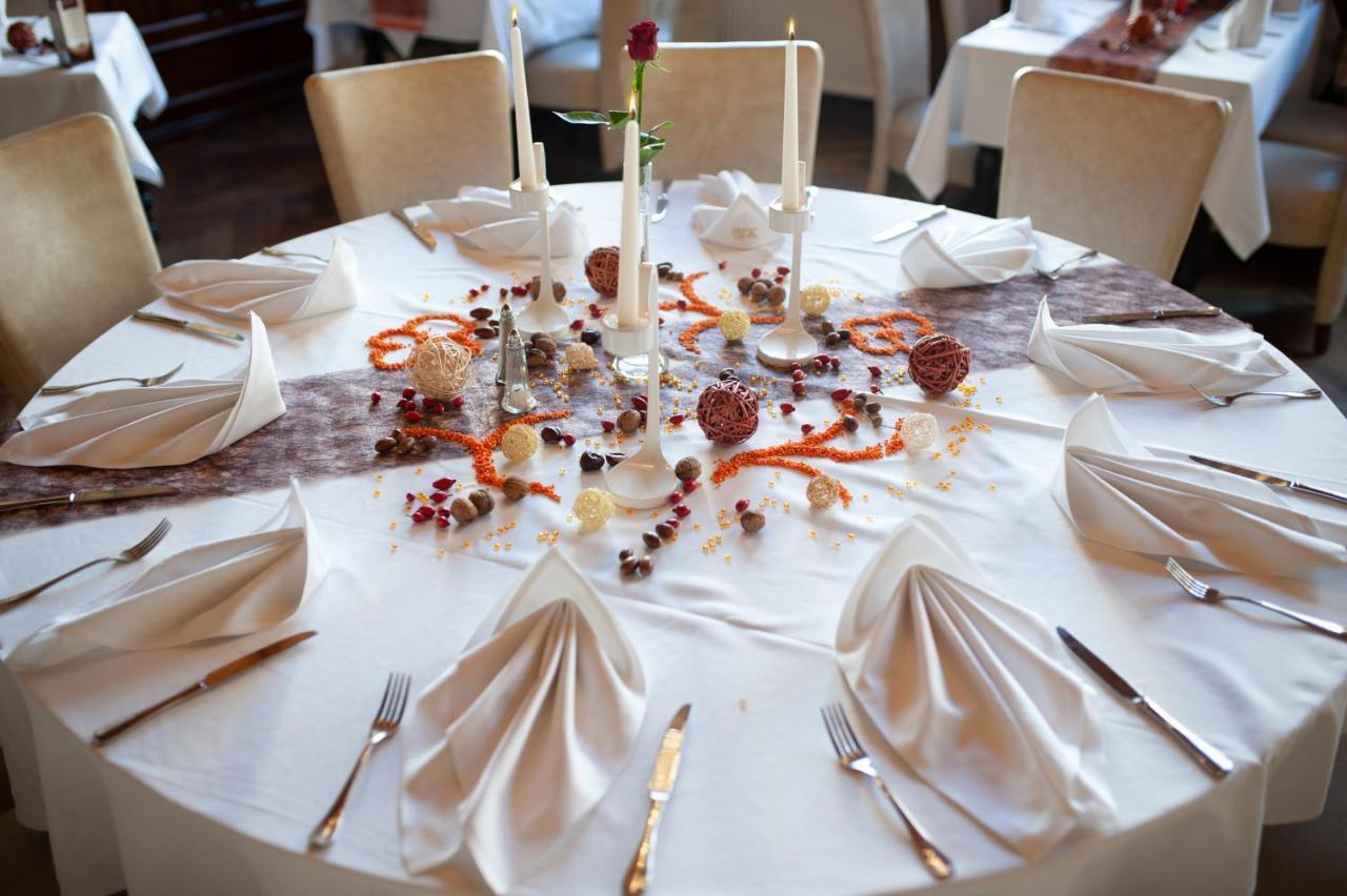 Hotel & Restaurant "Deutscher Kaiser" Perleberg Dış mekan fotoğraf