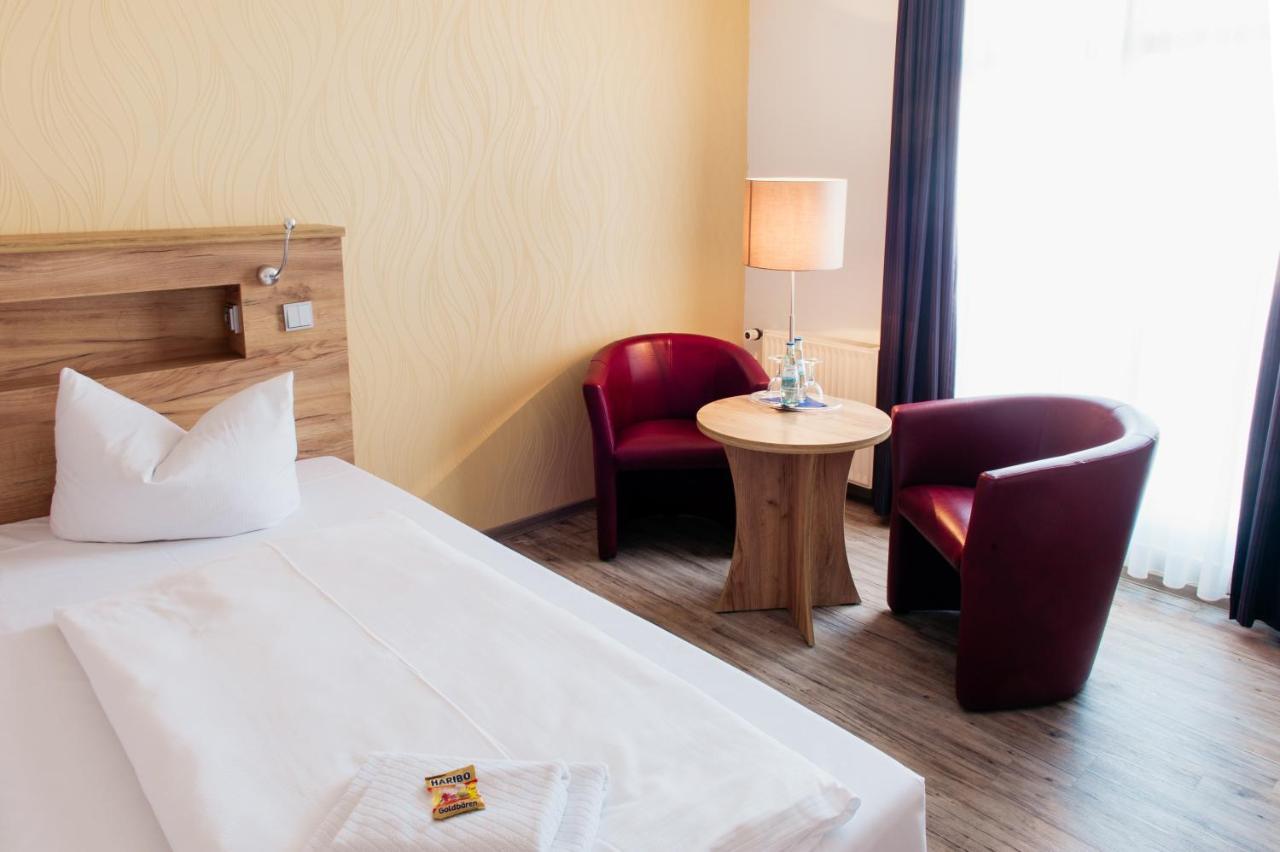 Hotel & Restaurant "Deutscher Kaiser" Perleberg Dış mekan fotoğraf
